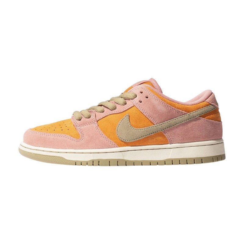 Nike SB Dunk Low Red Stardust