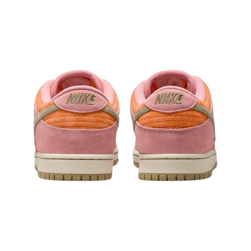 Nike SB Dunk Low Red Stardust